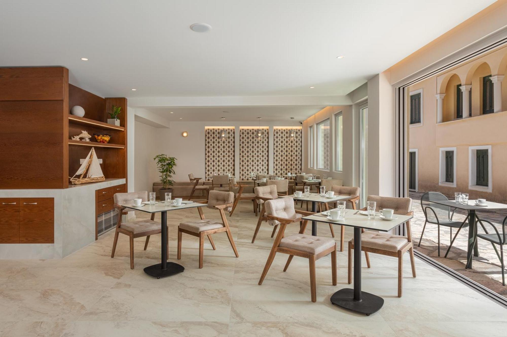 Preveza City Comfort Hotel Exterior foto