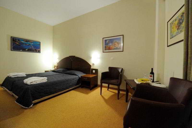 Preveza City Comfort Hotel Exterior foto