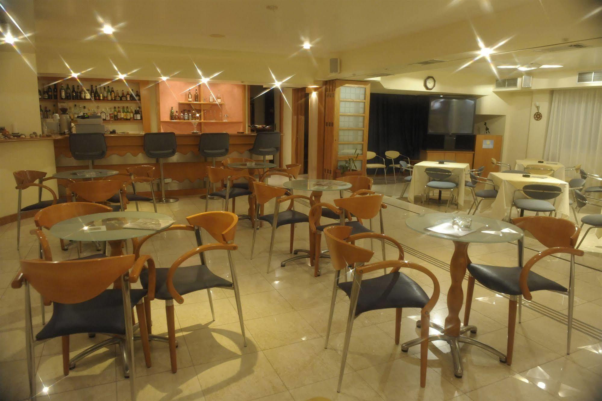 Preveza City Comfort Hotel Exterior foto